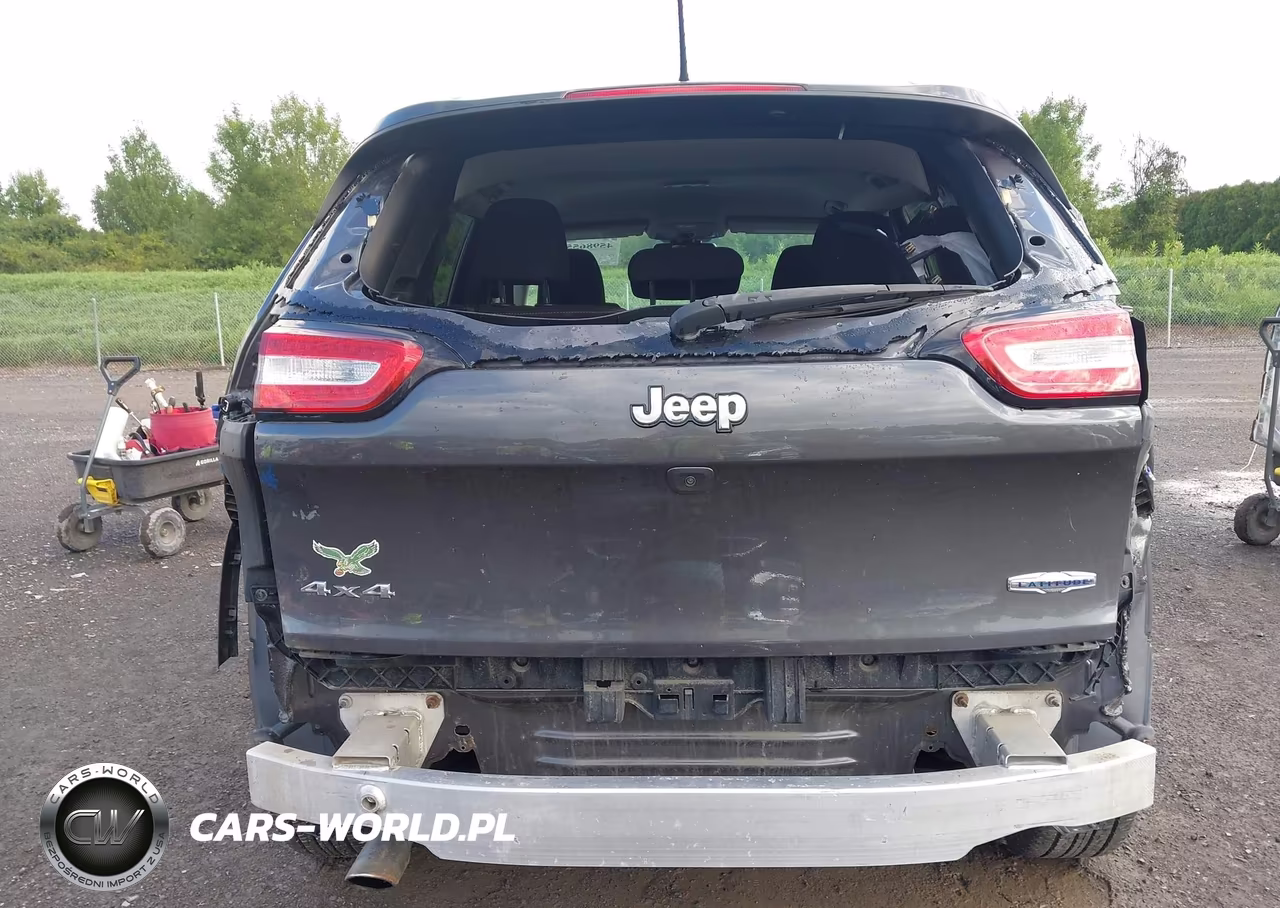 2016 Jeep Cherokee Latitude VIN:1C4PJMCB2GW341861 - 17