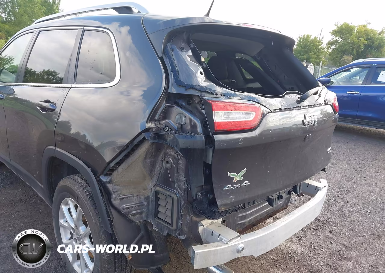 2016 Jeep Cherokee Latitude VIN:1C4PJMCB2GW341861 - 19