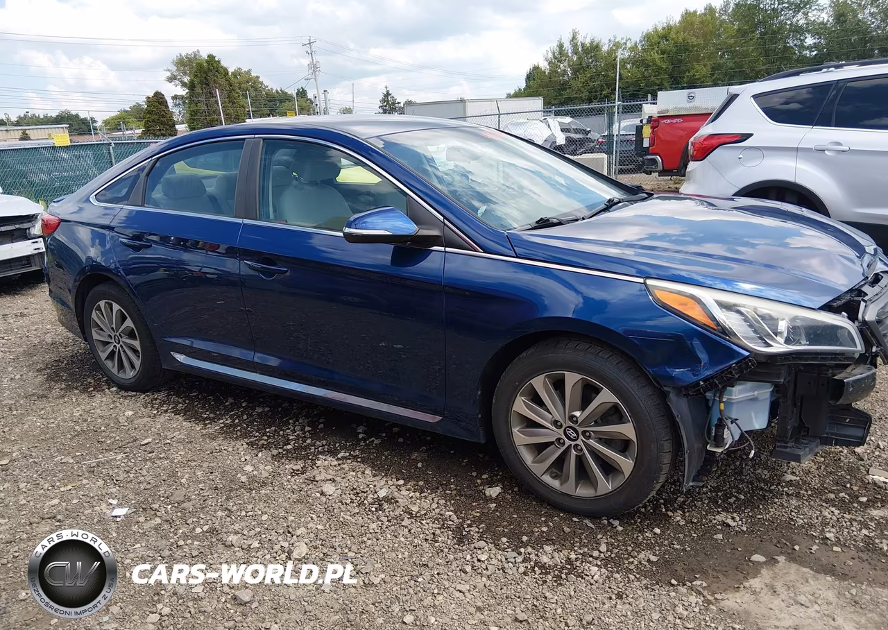 2015 Hyundai Sonata Sport VIN:5NPE34AF0FH240880 - 14