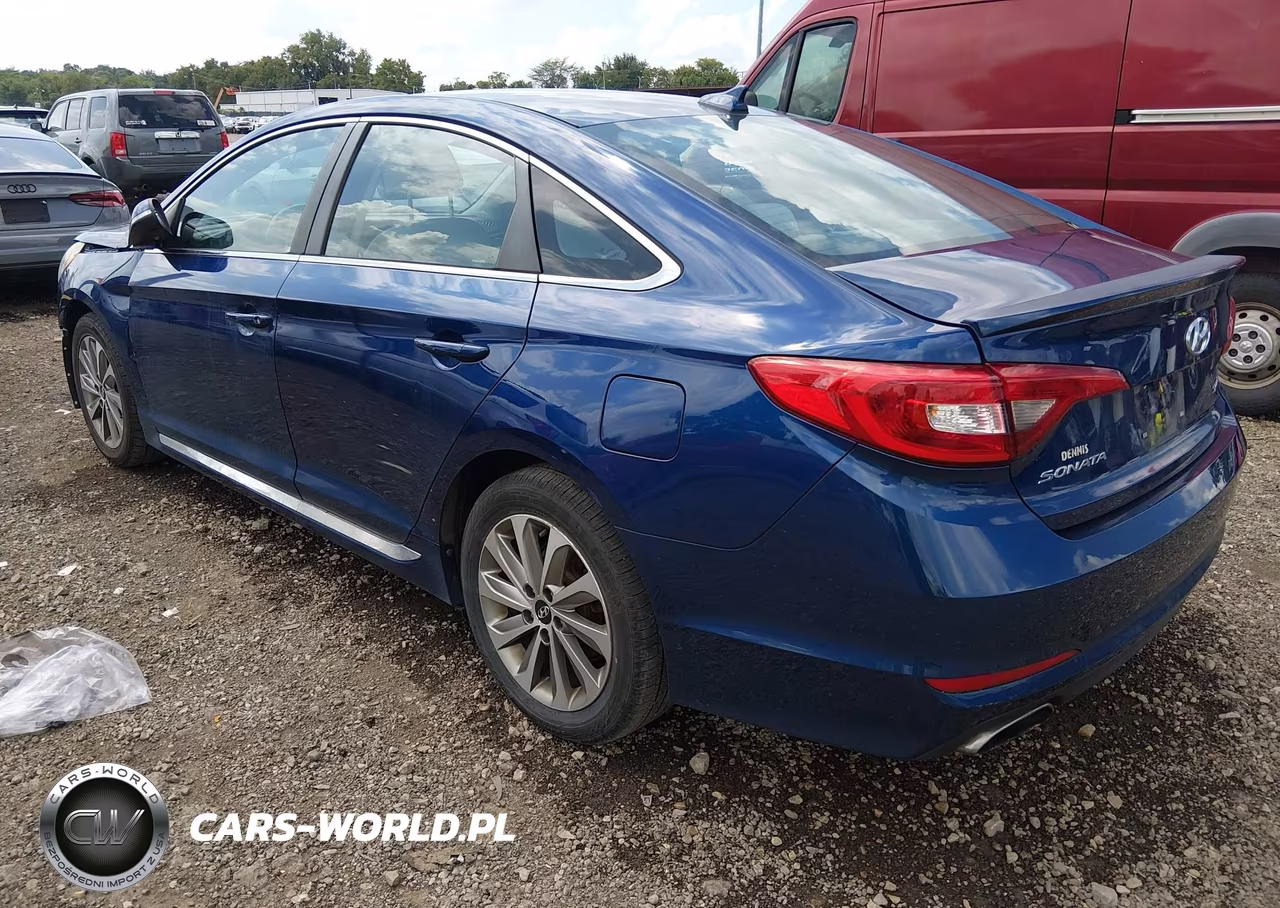 2015 Hyundai Sonata Sport VIN:5NPE34AF0FH240880 - 3