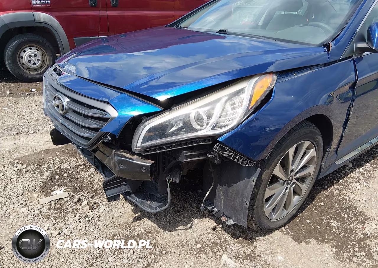 2015 Hyundai Sonata Sport VIN:5NPE34AF0FH240880 - 6