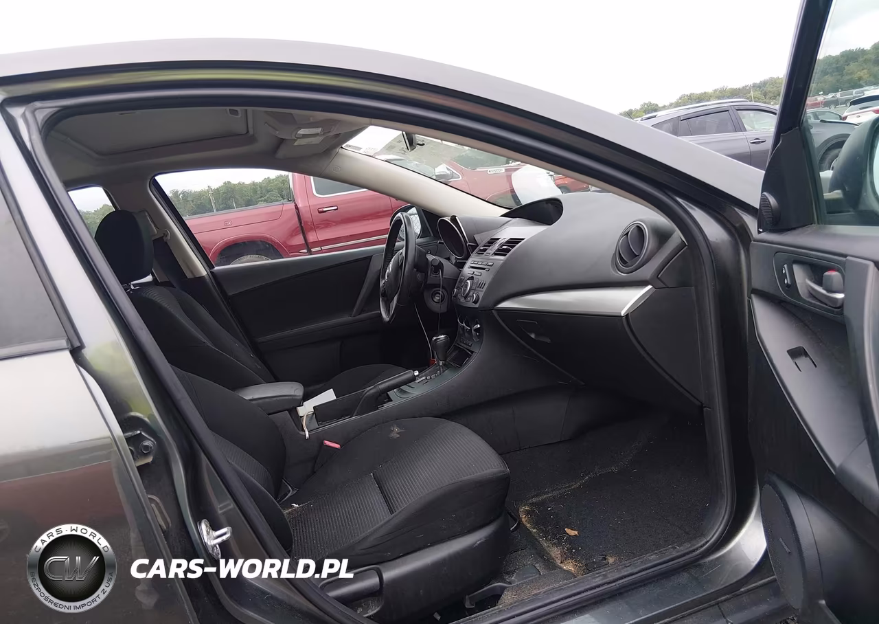 2012 Mazda Mazda3 I Touring VIN:JM1BL1L84C1684203 - 5