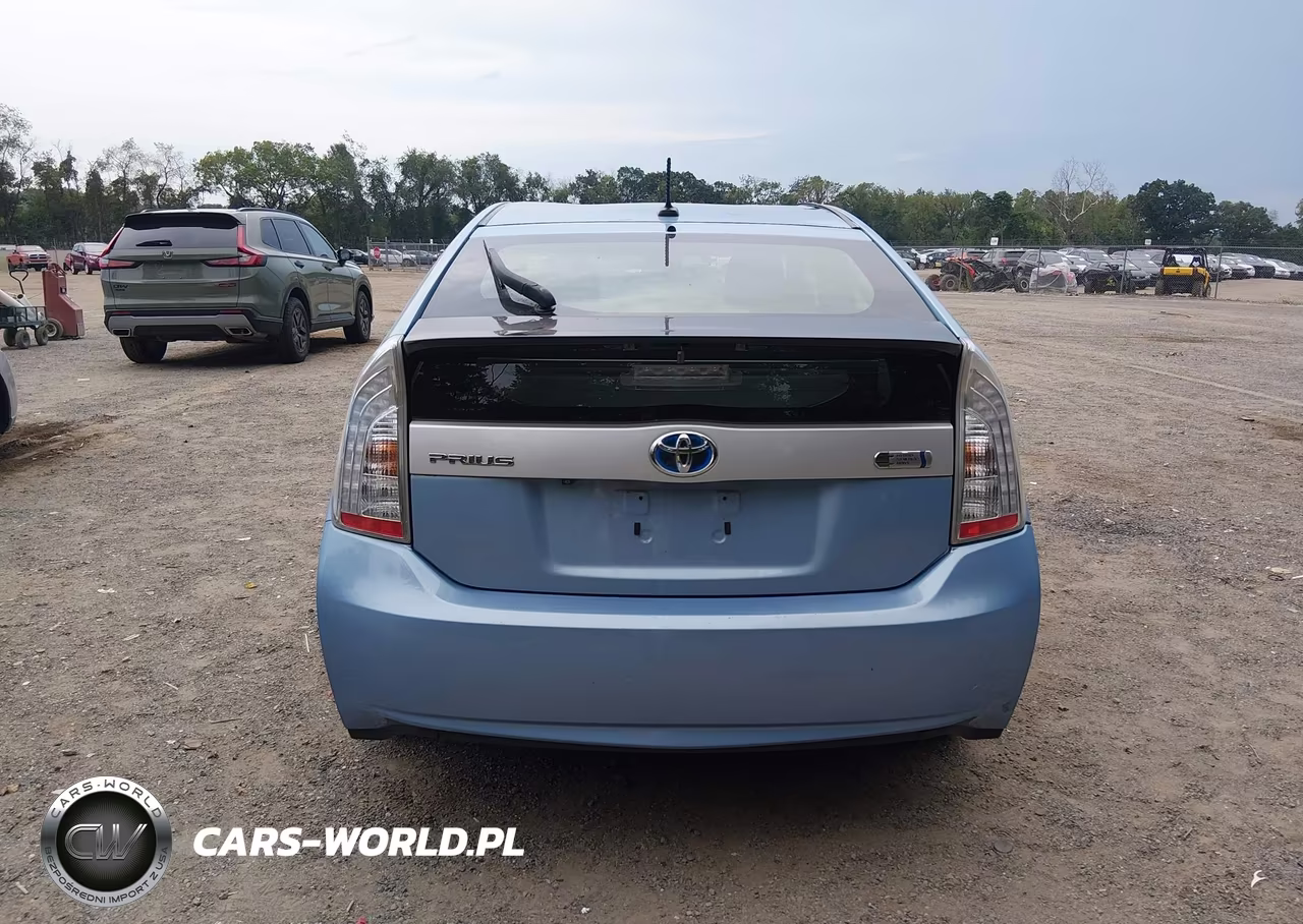 2014 Toyota Prius Plug-In VIN:JTDKN3DP8E3055062 - 16