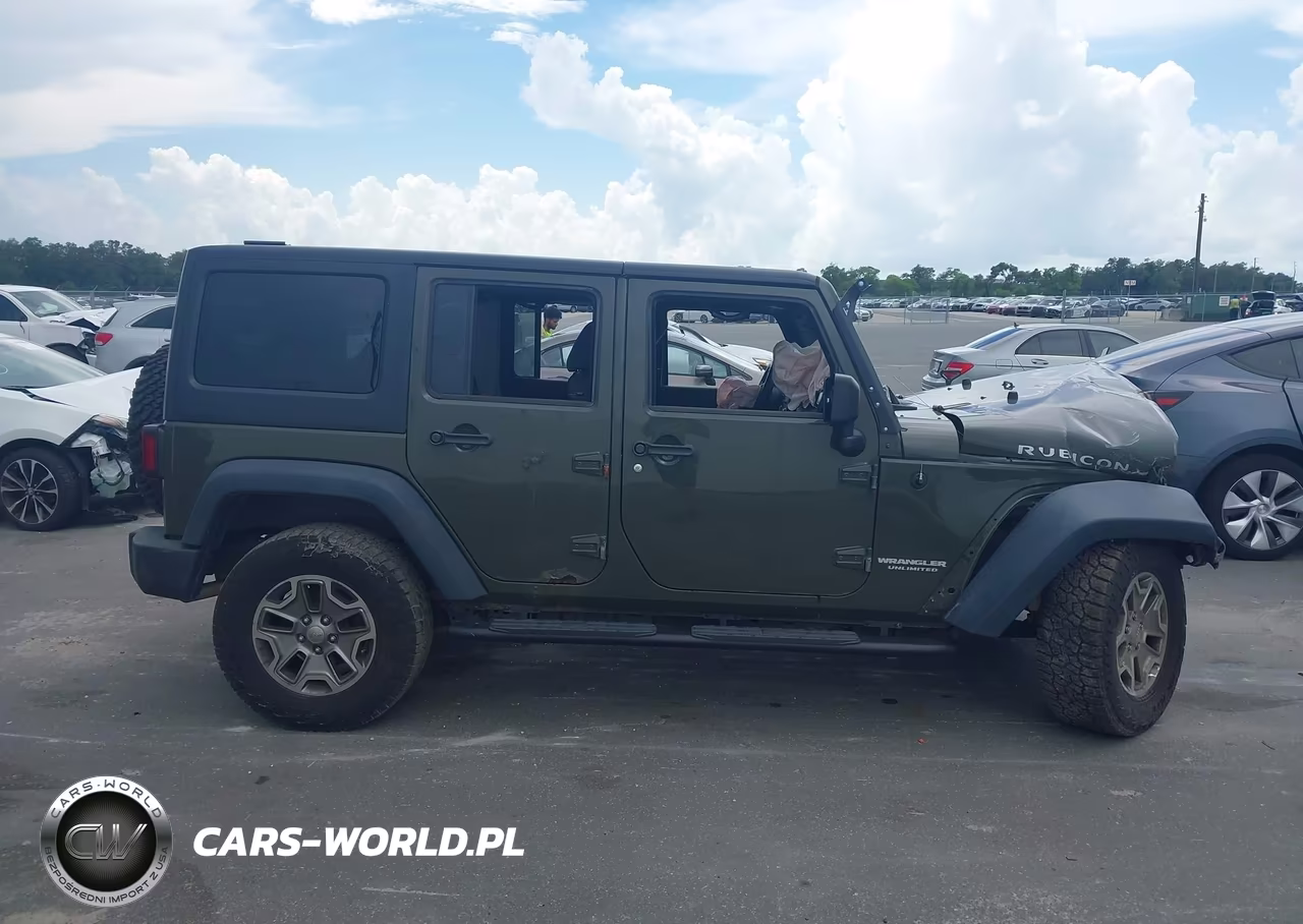 2015 Jeep Wrangler Unlimited Rubicon VIN:1C4HJWFG2FL768433 - 13