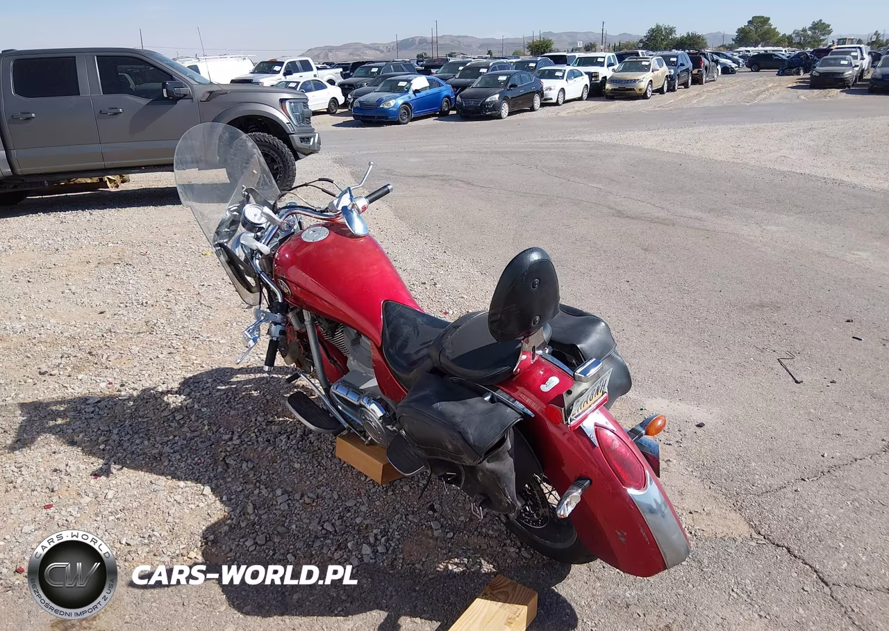 2004 Victory Motorcycles Kingpin Custom VIN:5VPCD16D843002926 - 3