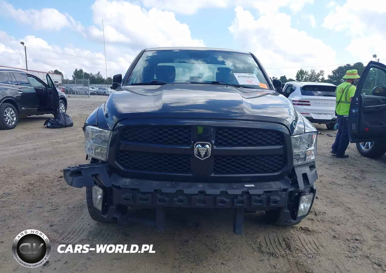2019 Ram 1500 Classic Express 4X4 6'4 Box VIN:1C6RR7FG3KS543237 - 6