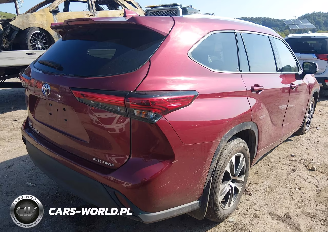 2021 Toyota Highlander Xle VIN:5TDGZRBH3MS559217 - 4