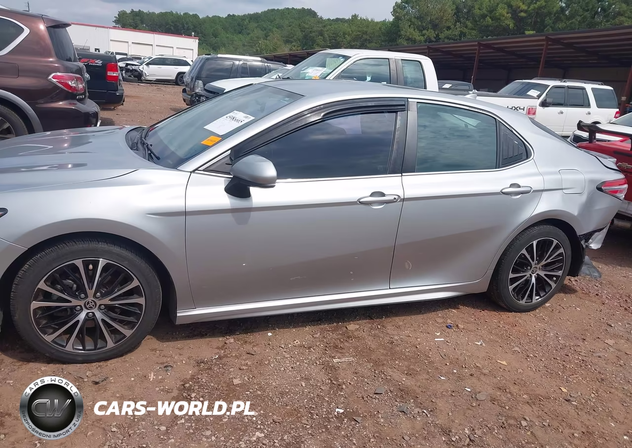 2020 Toyota Camry Se VIN:4T1G11AK6LU372548 - 14