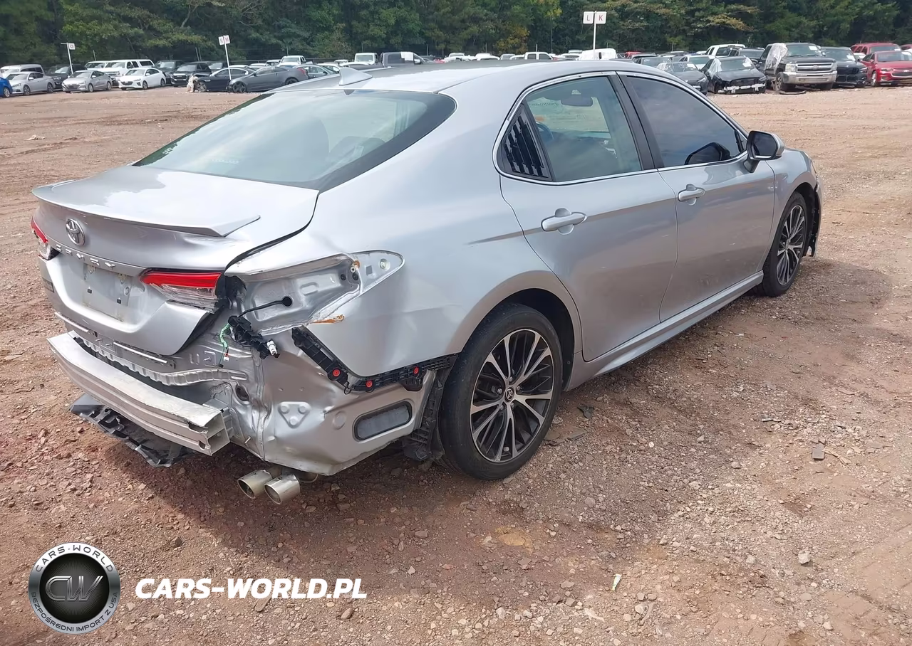 2020 Toyota Camry Se VIN:4T1G11AK6LU372548 - 4