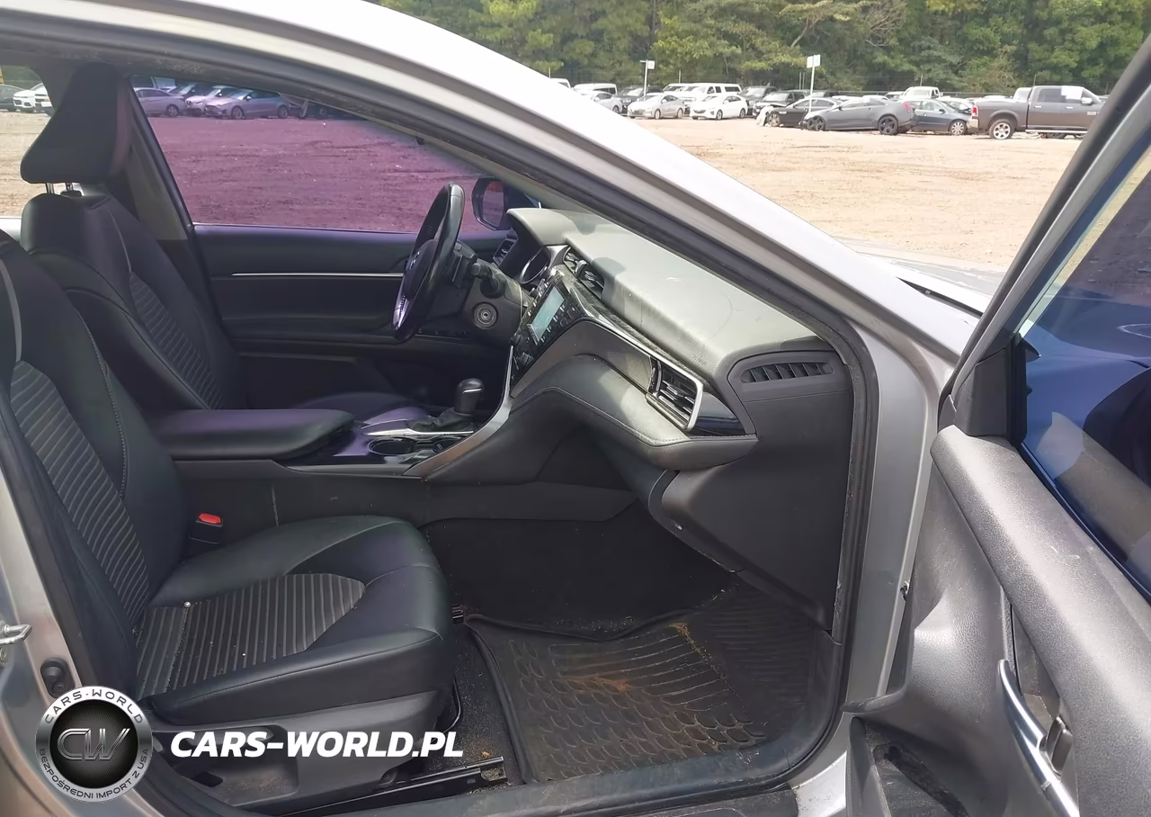 2020 Toyota Camry Se VIN:4T1G11AK6LU372548 - 5