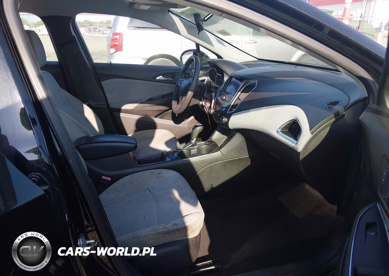 2019 Chevrolet Cruze Ls VIN:1G1BC5SM2K7150126 - 5