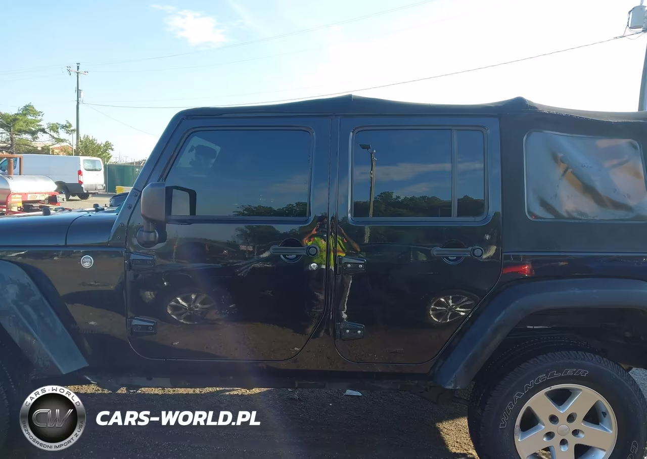 2016 Jeep Wrangler Unlimited Willys Wheeler VIN:1C4BJWDG9GL143067 - 14