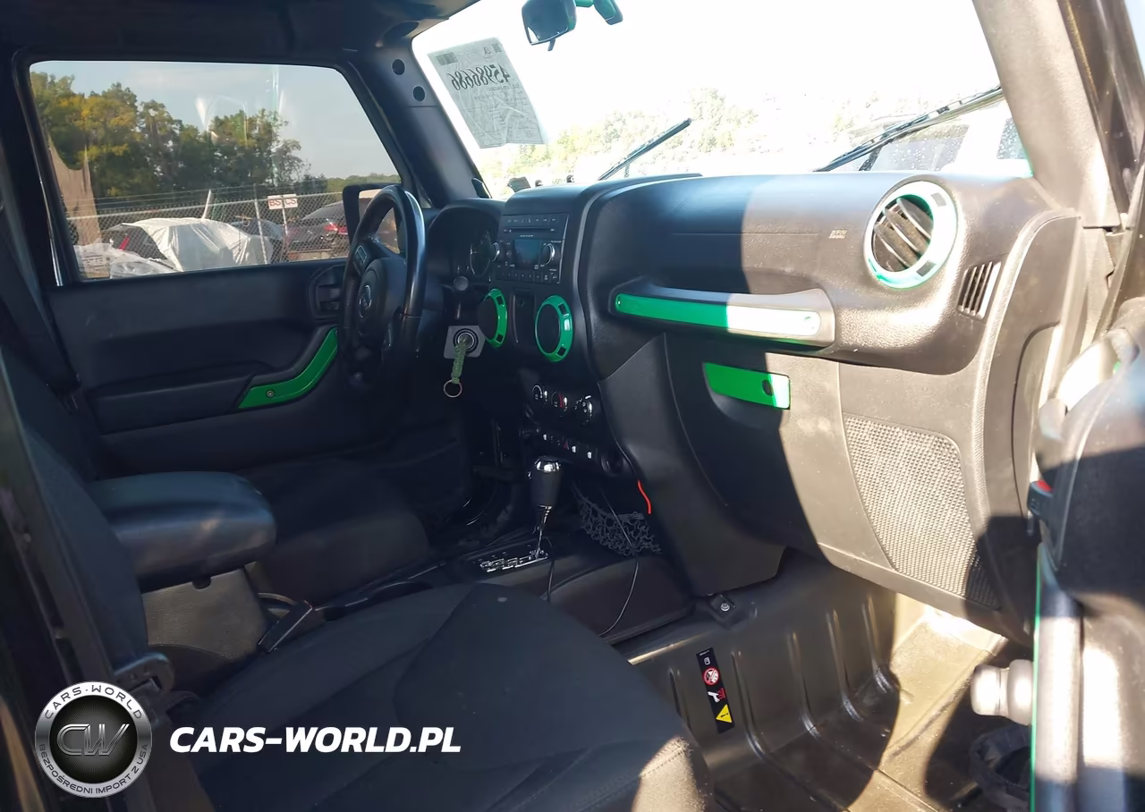 2016 Jeep Wrangler Unlimited Willys Wheeler VIN:1C4BJWDG9GL143067 - 5