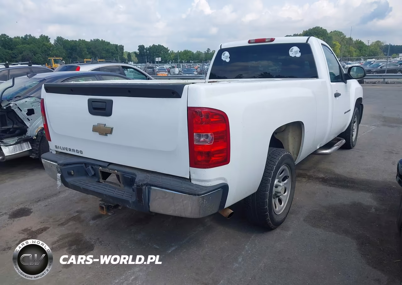 2008 Chevrolet Silverado 1500 Work Truck VIN:1GCEC14X88Z218124 - 4