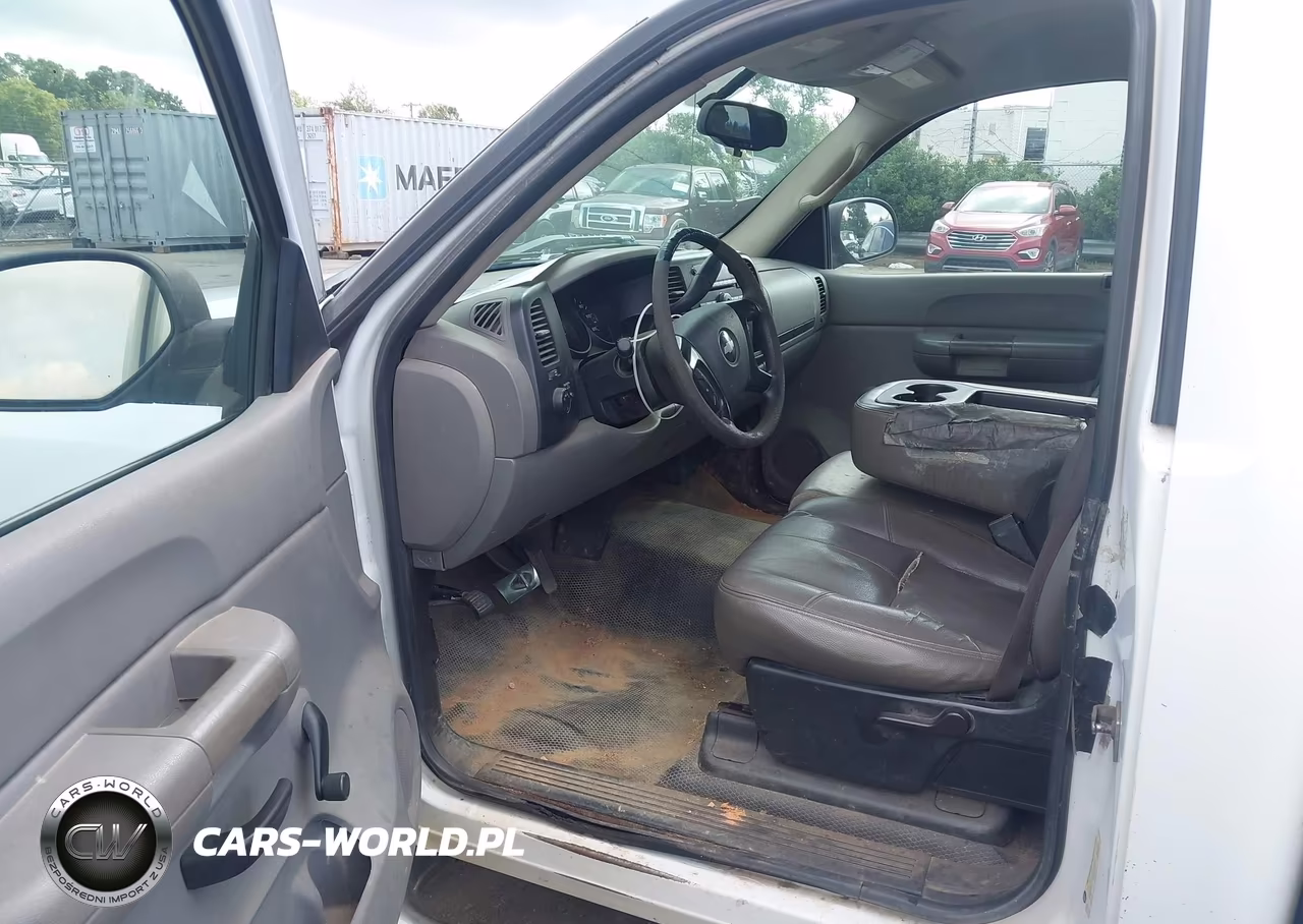 2008 Chevrolet Silverado 1500 Work Truck VIN:1GCEC14X88Z218124 - 5