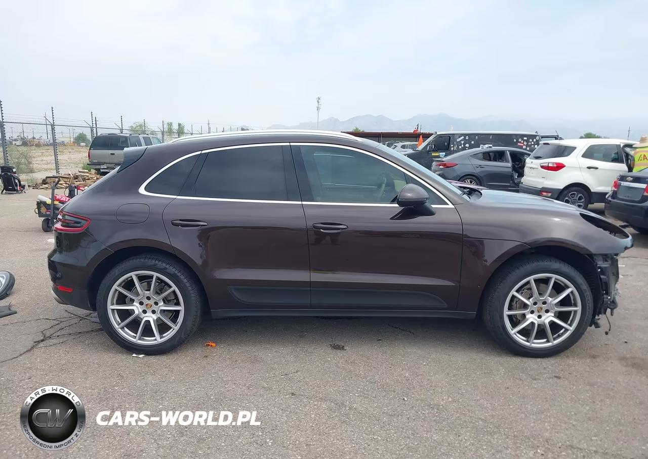 2017 Porsche Macan S VIN:WP1AB2A54HLB12183 - 14