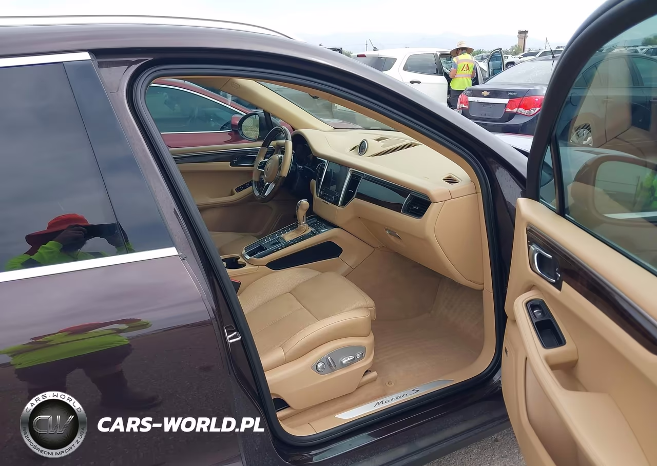 2017 Porsche Macan S VIN:WP1AB2A54HLB12183 - 5