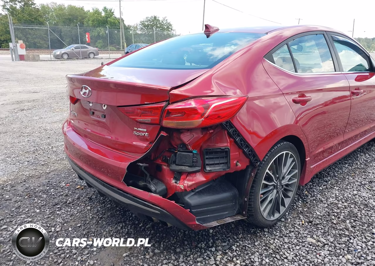 2018 Hyundai Elantra Sport VIN:KMHD04LB4JU590375 - 6