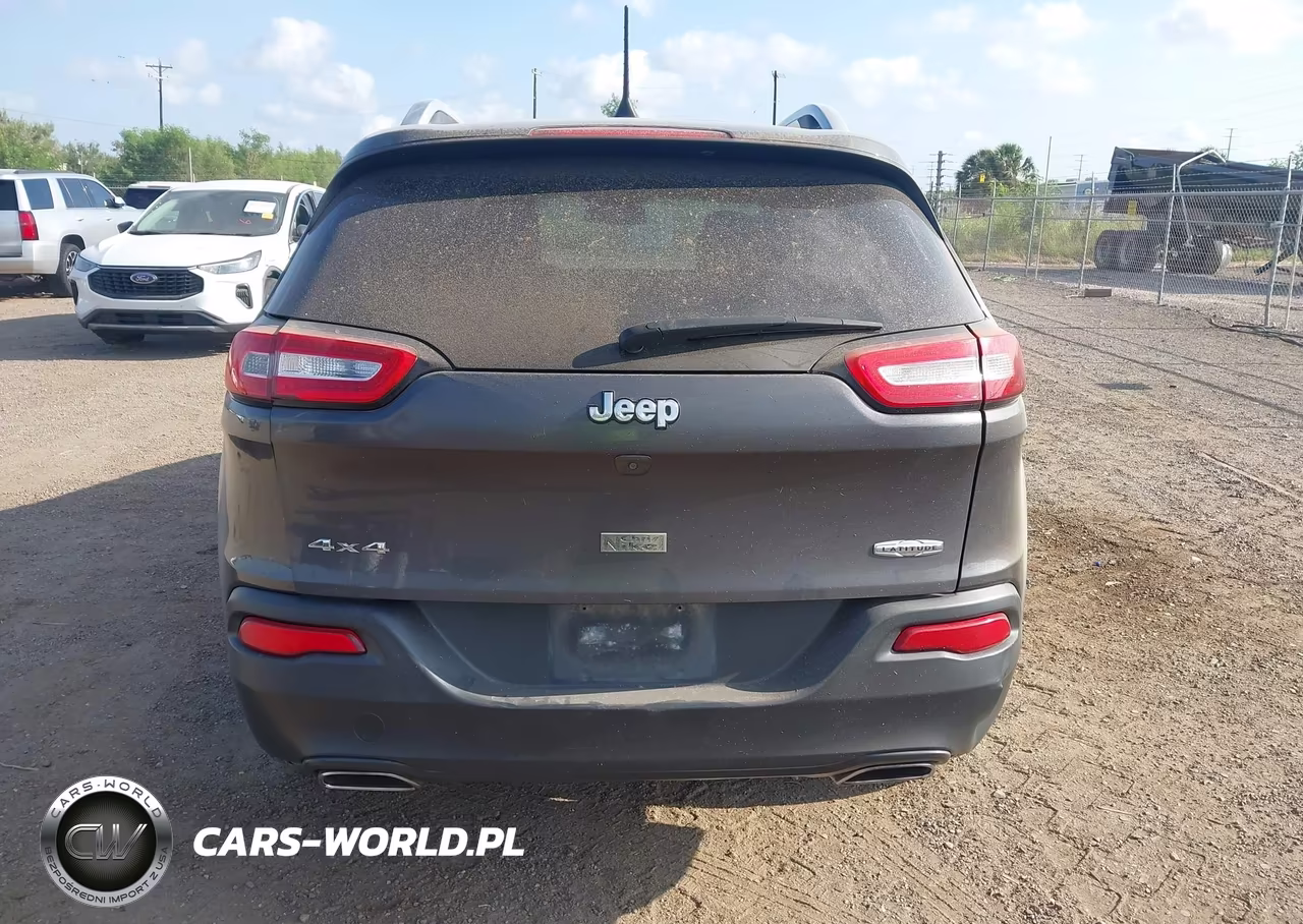 2018 Jeep Cherokee Latitude Plus 4X4 VIN:1C4PJMLX6JD515929 - 16