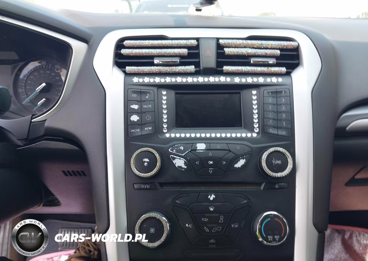 2014 Ford Fusion S VIN:1FA6P0G71E5402585 - 13