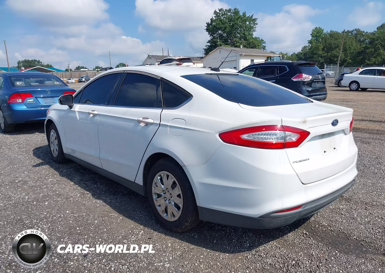 2014 Ford Fusion S VIN:1FA6P0G71E5402585 - 3