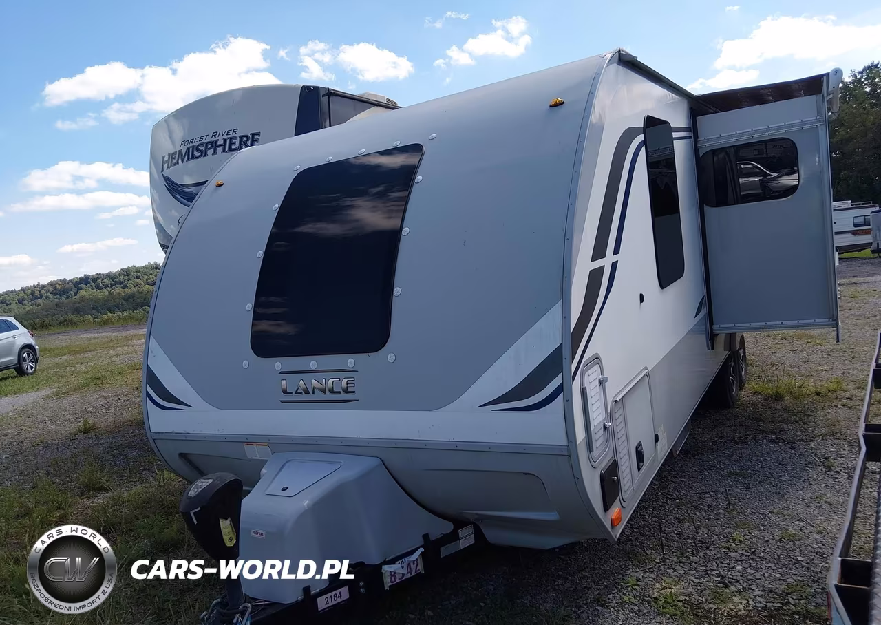 2020 Lance Travel Trailer Serie VIN:56YTT2221LL328304 - 2