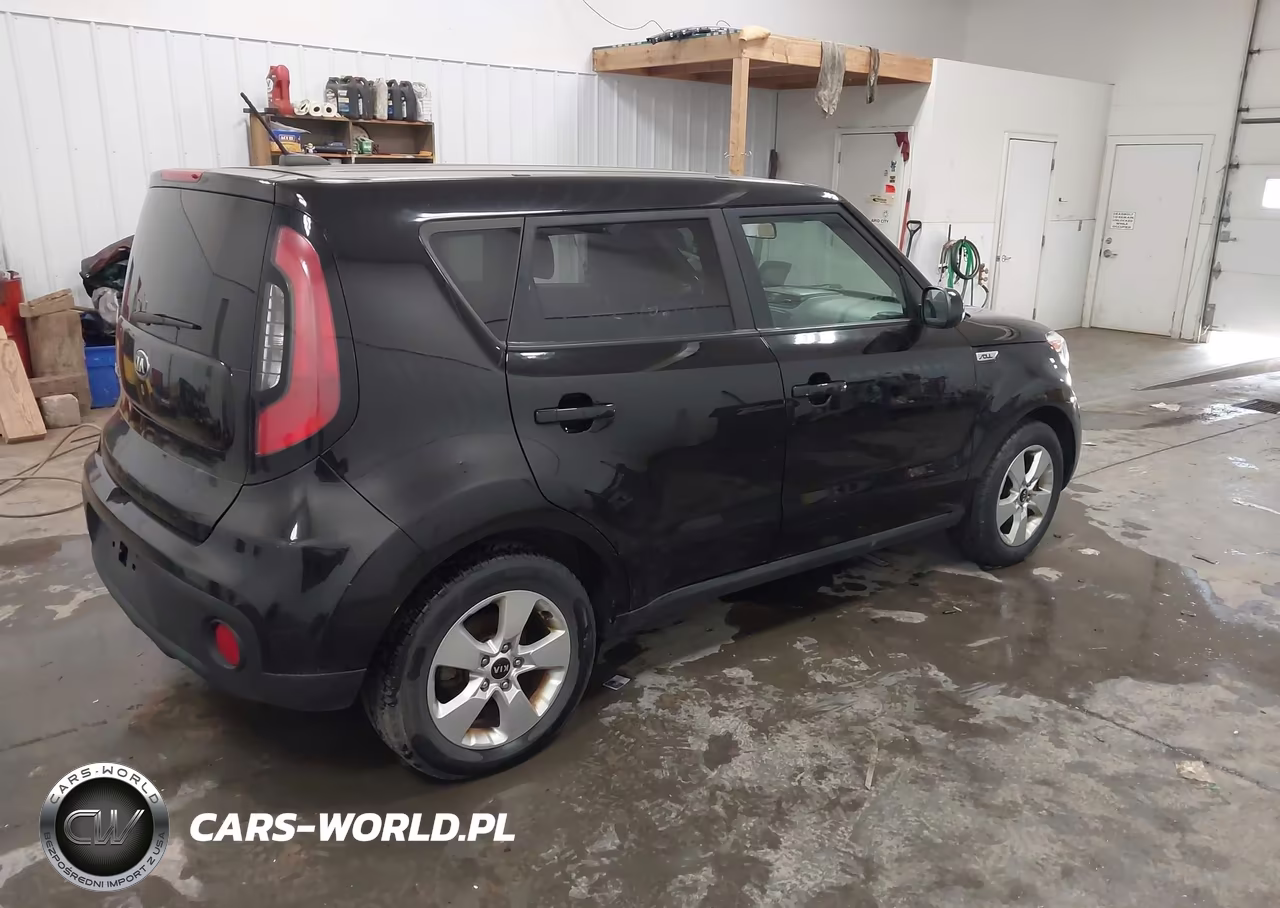 2018 Kia Soul VIN:KNDJN2A21J7892186 - 4