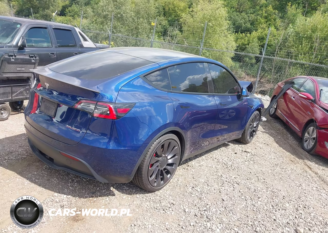 2021 Tesla Model Y Performance Dual Motor All-Wheel Drive VIN:5YJYGDEF1MF079091 - 4