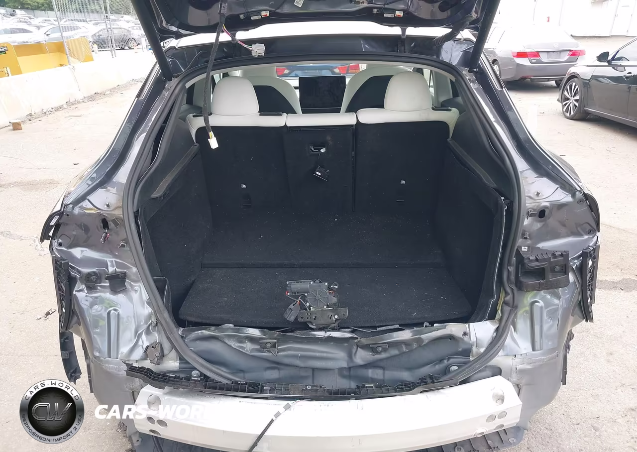 2023 Tesla Model Y Awd-Long Range Dual Motor All-Wheel Drive VIN:7SAYGDEEXPF854227 - 21