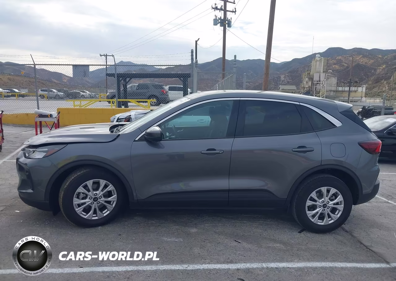 2023 Ford Escape Active VIN:1FMCU0GN3PUA64700 - 18