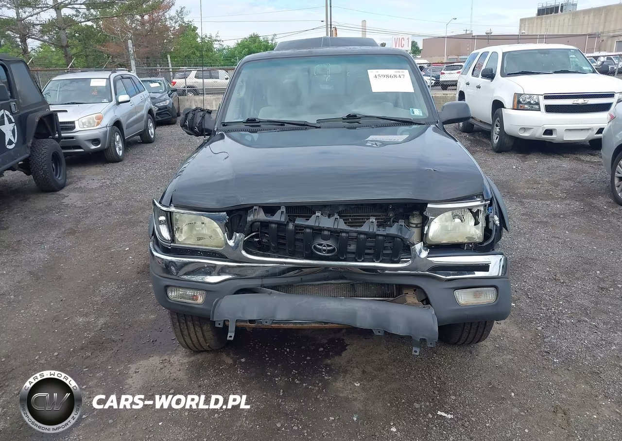 2003 Toyota Tacoma Base V6 VIN:5TEWN72N43Z290762 - 12