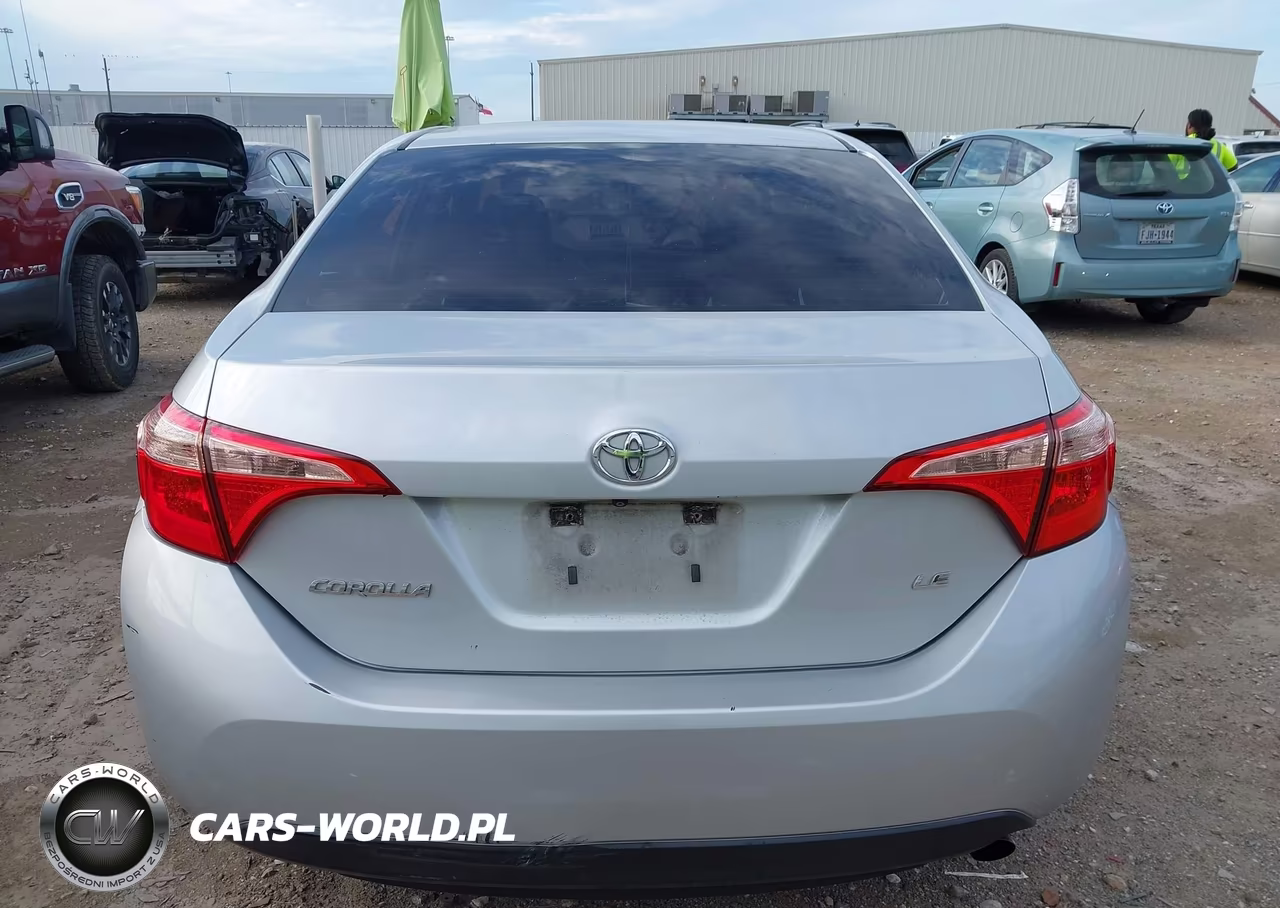 2017 Toyota Corolla Le VIN:5YFBURHE8HP693712 - 16