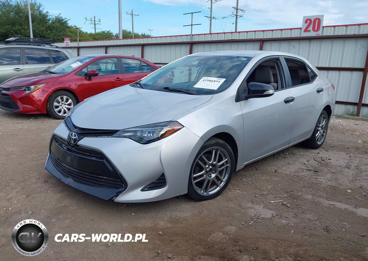2017 Toyota Corolla Le VIN:5YFBURHE8HP693712 - 2