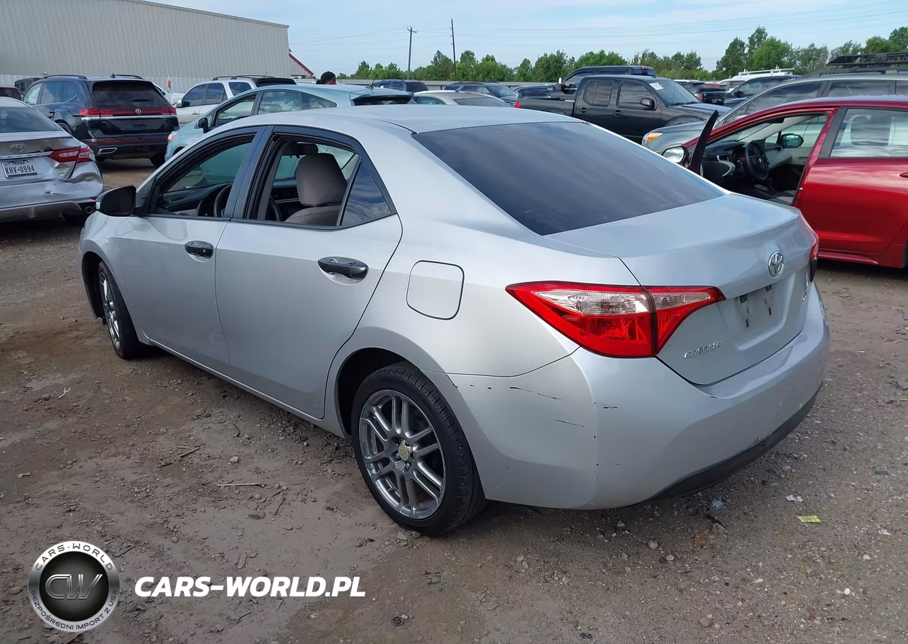 2017 Toyota Corolla Le VIN:5YFBURHE8HP693712 - 3