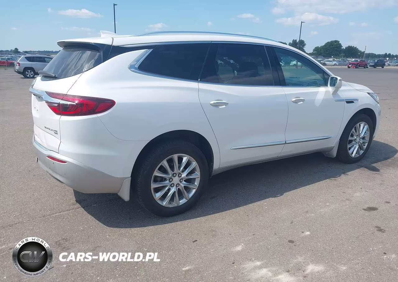 2018 Buick Enclave Premium VIN:5GAEVBKW2JJ275323 - 4