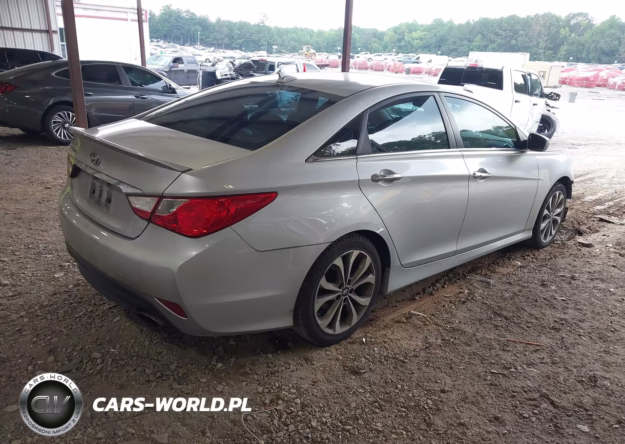 2014 Hyundai Sonata Se VIN:5NPEC4ACXEH875643 - 4