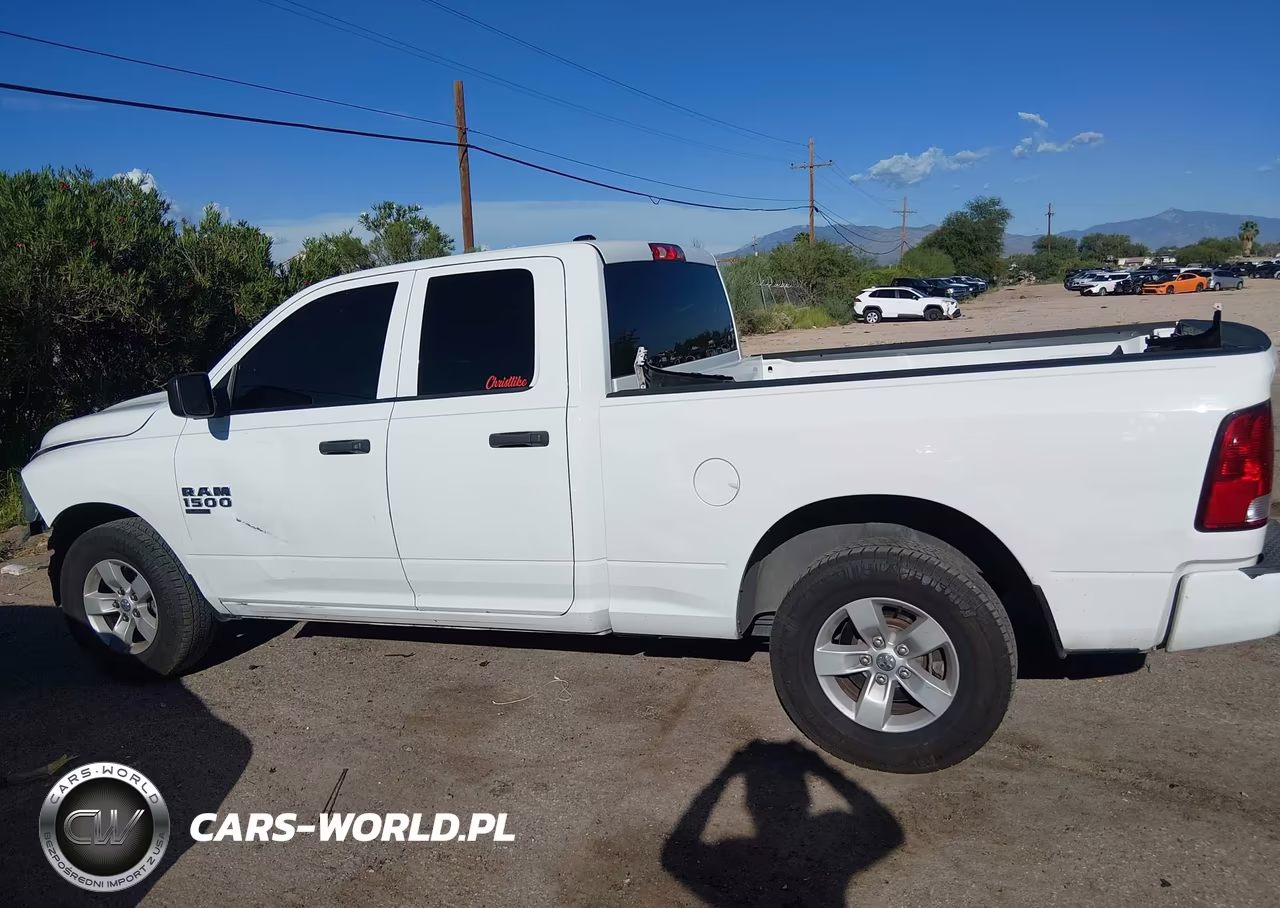 2019 Ram 1500 Classic Express 4X2 6'4 Box VIN:1C6RR6FG6KS500604 - 14