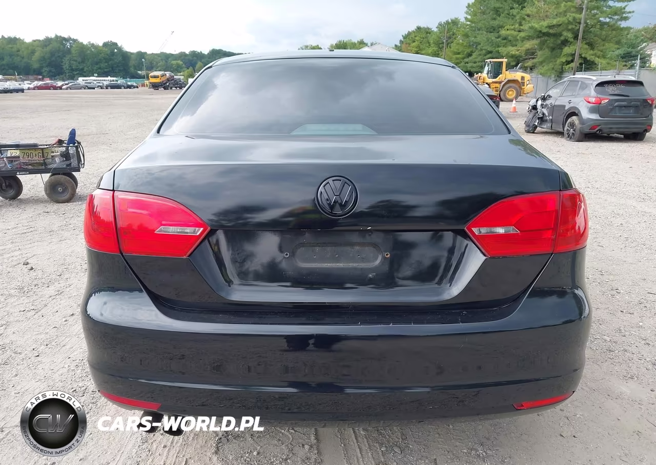 2012 Volkswagen Jetta 2.0L S VIN:3VW2K7AJ7CM319588 - 16