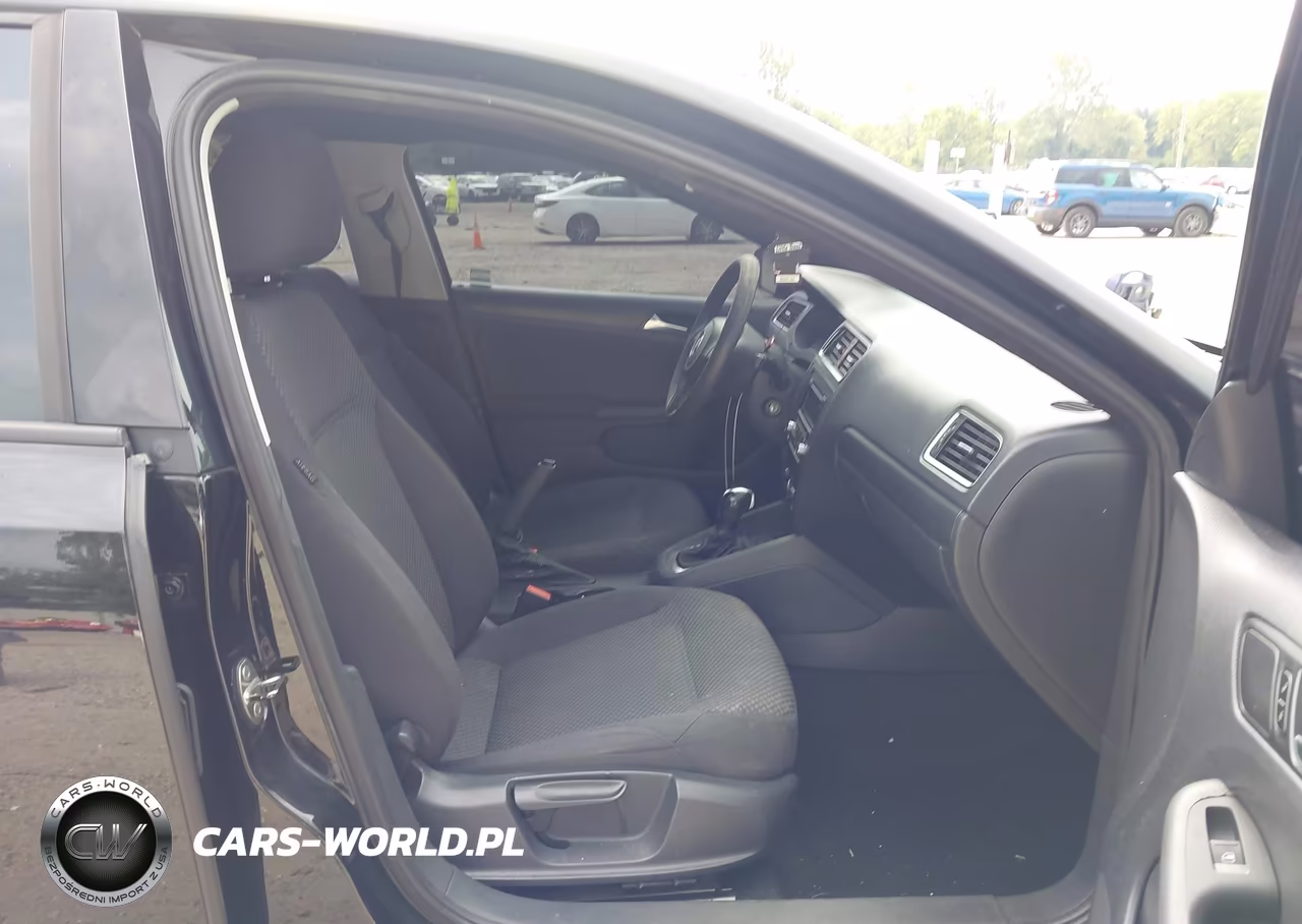 2012 Volkswagen Jetta 2.0L S VIN:3VW2K7AJ7CM319588 - 5