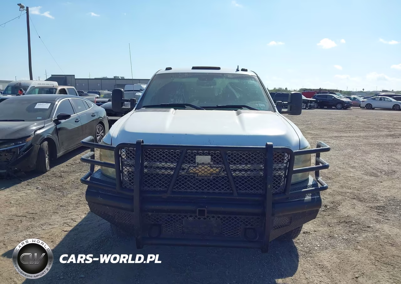 2011 Chevrolet Silverado 3500Hd Lt VIN:1GC4C0C88BF194075 - 12