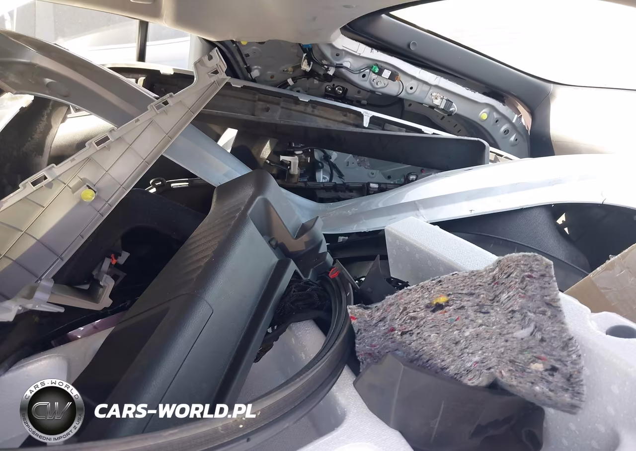 2023 Toyota Prius Xle VIN:JTDACAAU8P3012022 - 12