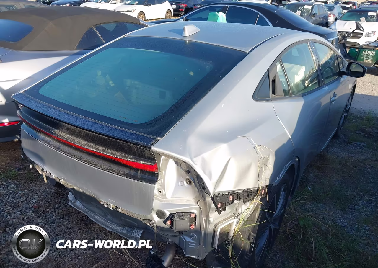 2023 Toyota Prius Xle VIN:JTDACAAU8P3012022 - 4