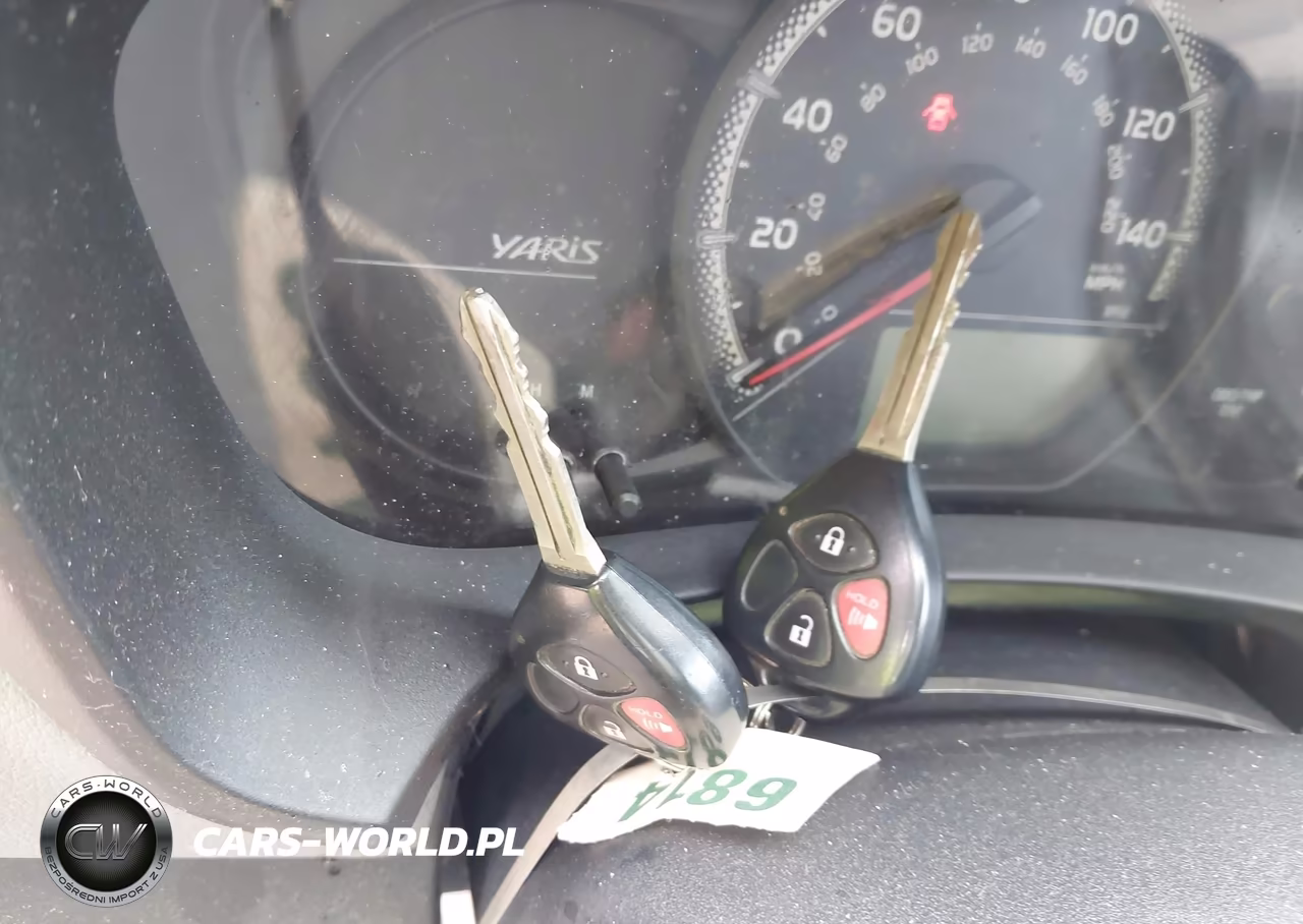 2015 Toyota Yaris Le VIN:VNKKTUD36FA018718 - 11
