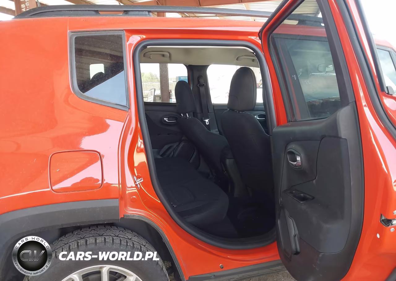 2021 Jeep Renegade Latitude 4X4 VIN:ZACNJDB16MPM27227 - 8