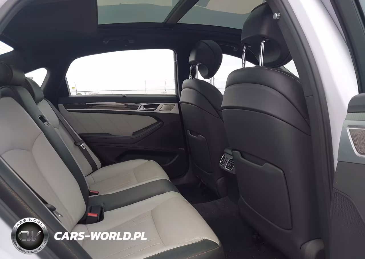 2018 Genesis G80 3.3T Sport VIN:KMHGN4JB3JU244657 - 8