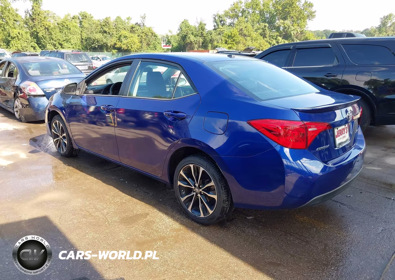 2017 Toyota Corolla Xse VIN:2T1BURHE5HC890935 - 3