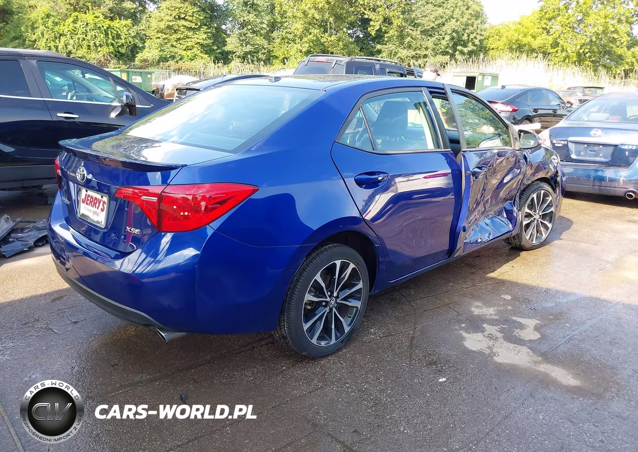 2017 Toyota Corolla Xse VIN:2T1BURHE5HC890935 - 4