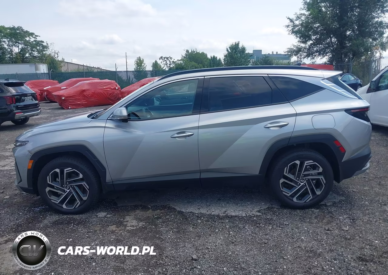 2025 Hyundai Tucson Limited VIN:5NMJECDE4SH515986 - 14