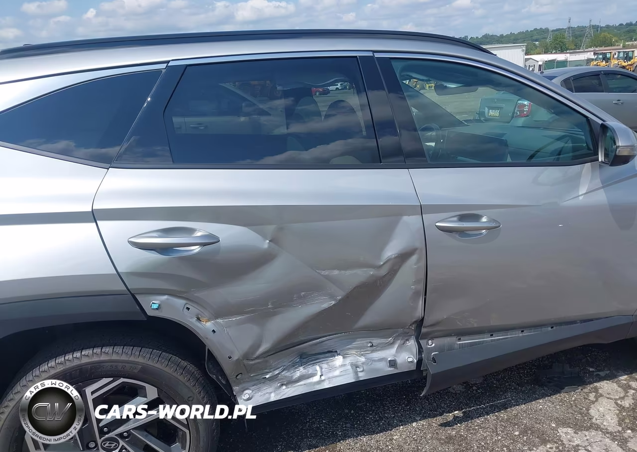 2025 Hyundai Tucson Limited VIN:5NMJECDE4SH515986 - 6
