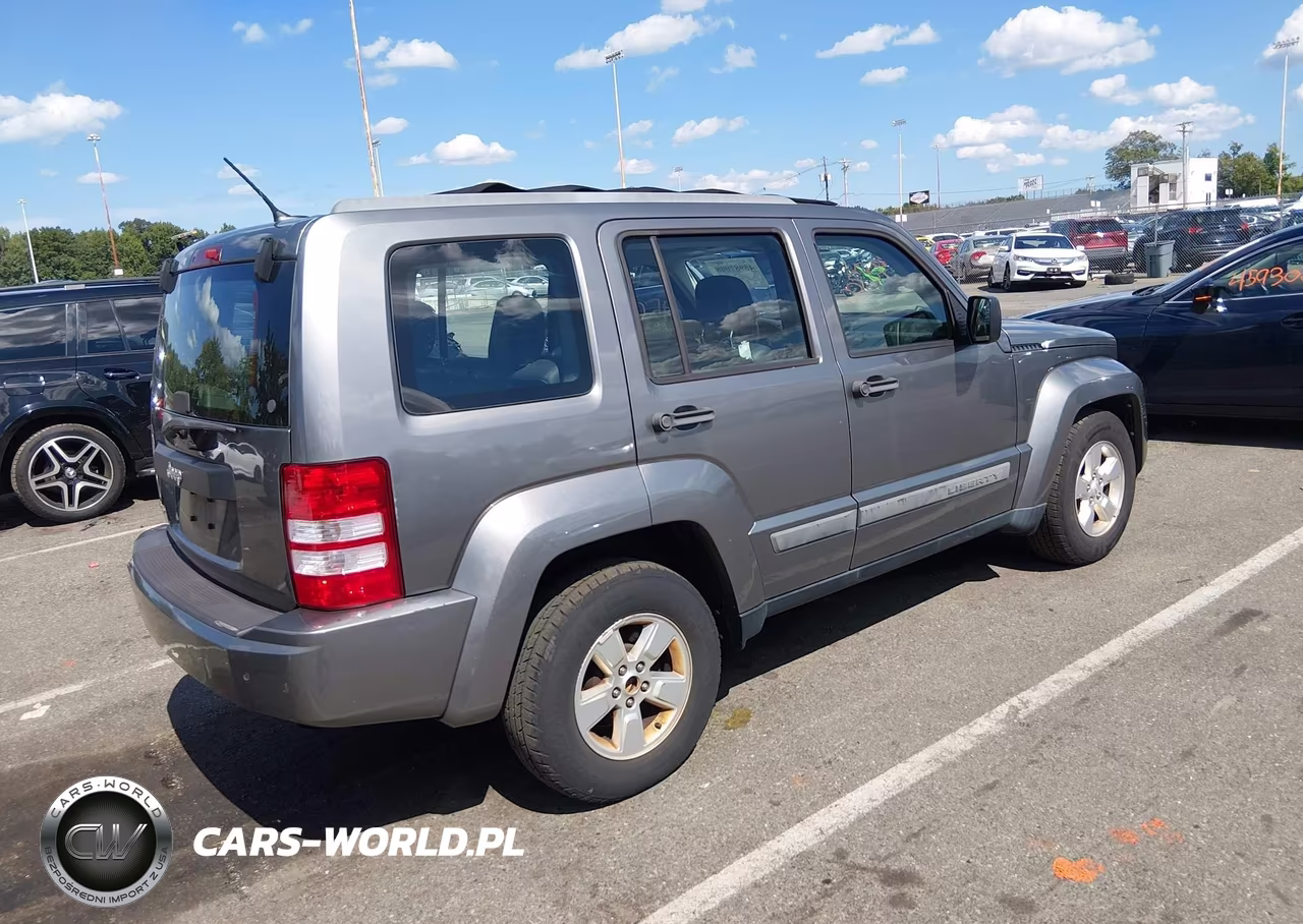 2012 Jeep Liberty Sport VIN:1C4PJMAK6CW144110 - 4